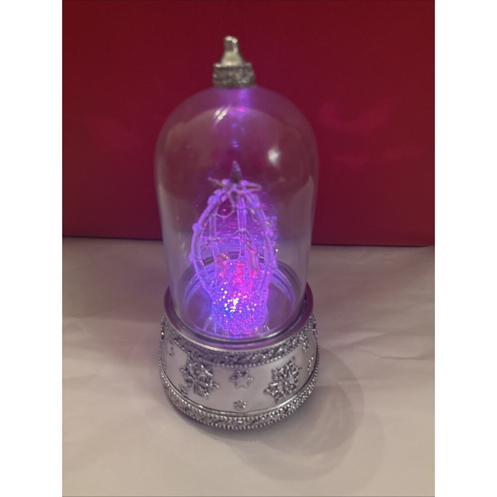 International Silver Company Spun Glass Nativity Dome LED Lighted Musical Box